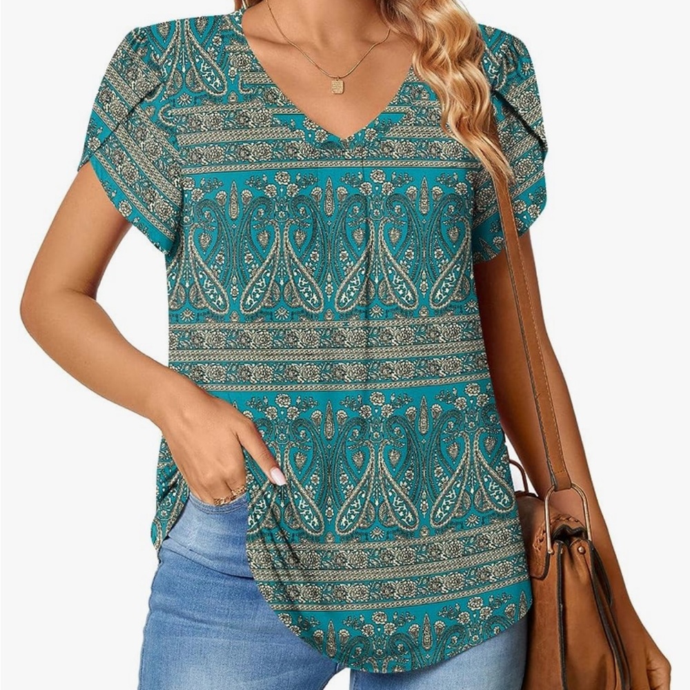 Bestbee Petal Sleeve Top